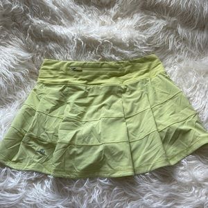 Lululemon pace rival tennis skirt